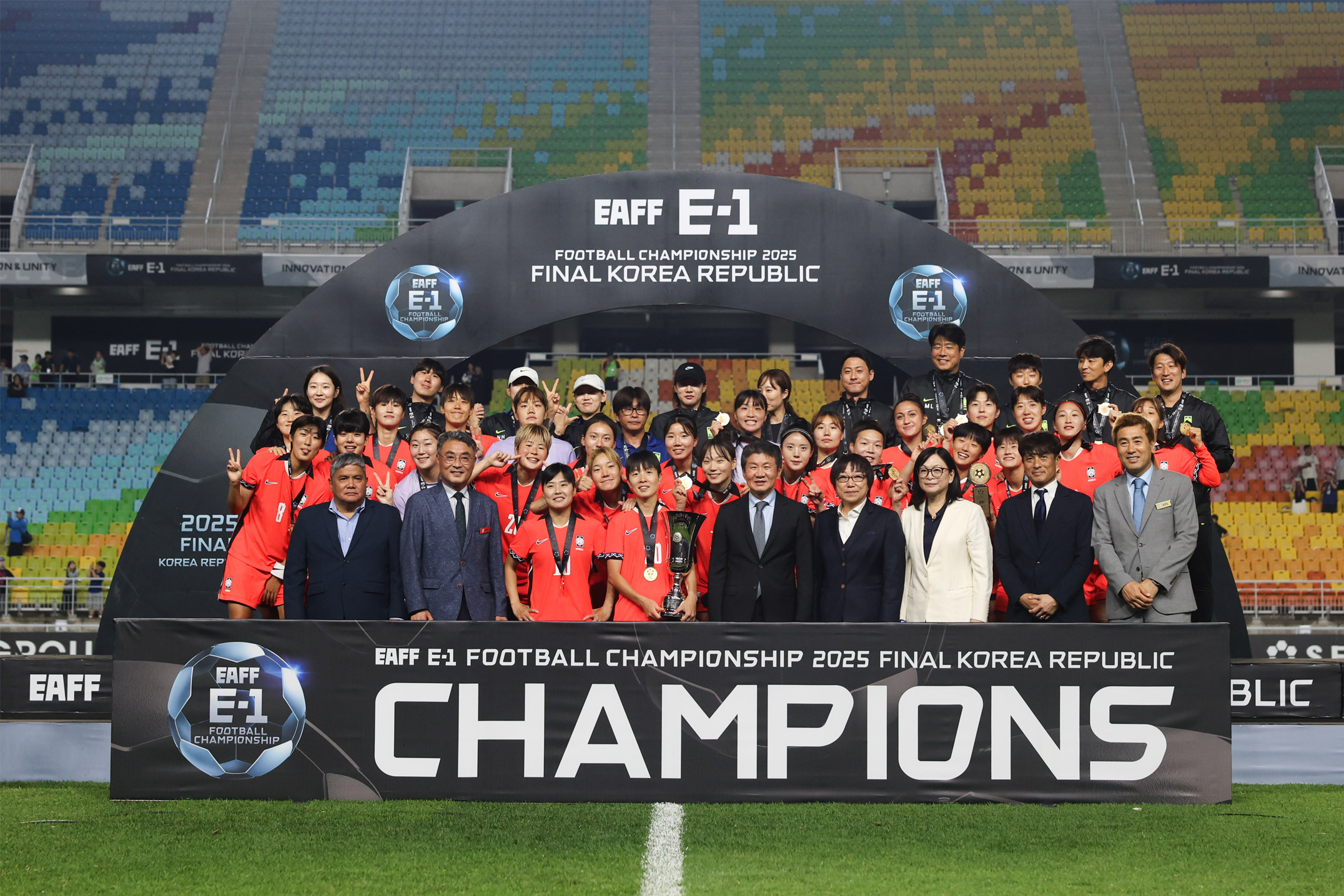한국여자축구연맹 “여자축구 20년 만의 우승… 도약과 리그 개선으로 이어갈 것”